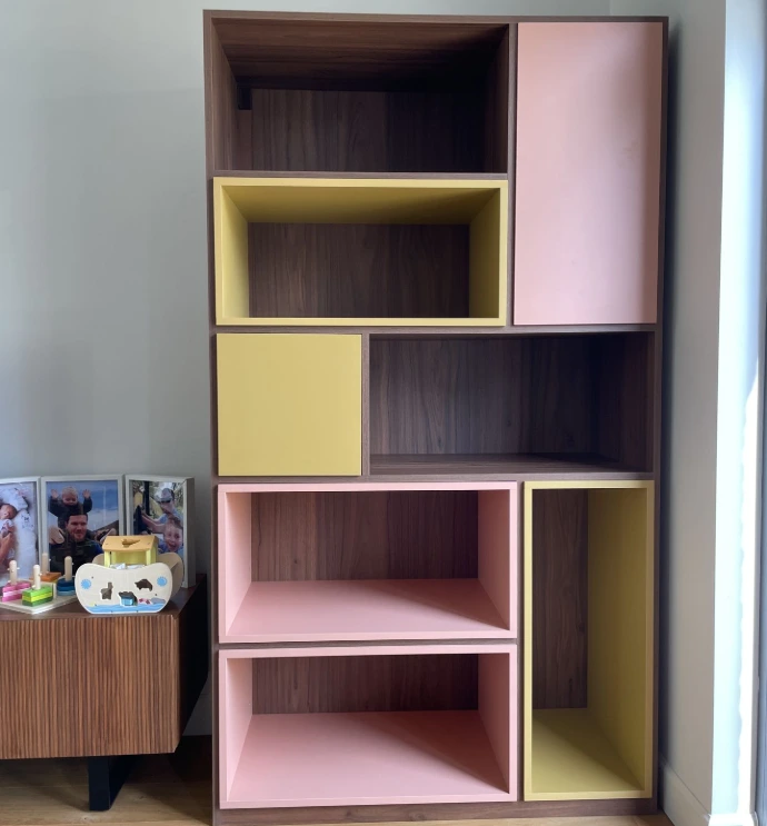 Decoratieve opbergkast voor speelgoed